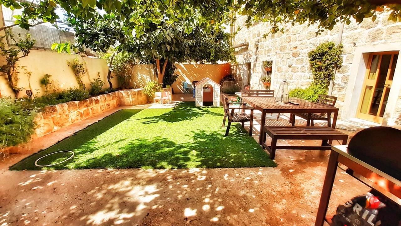 Villa 19Th Century Magical House In Galilee à Eilabun Extérieur photo